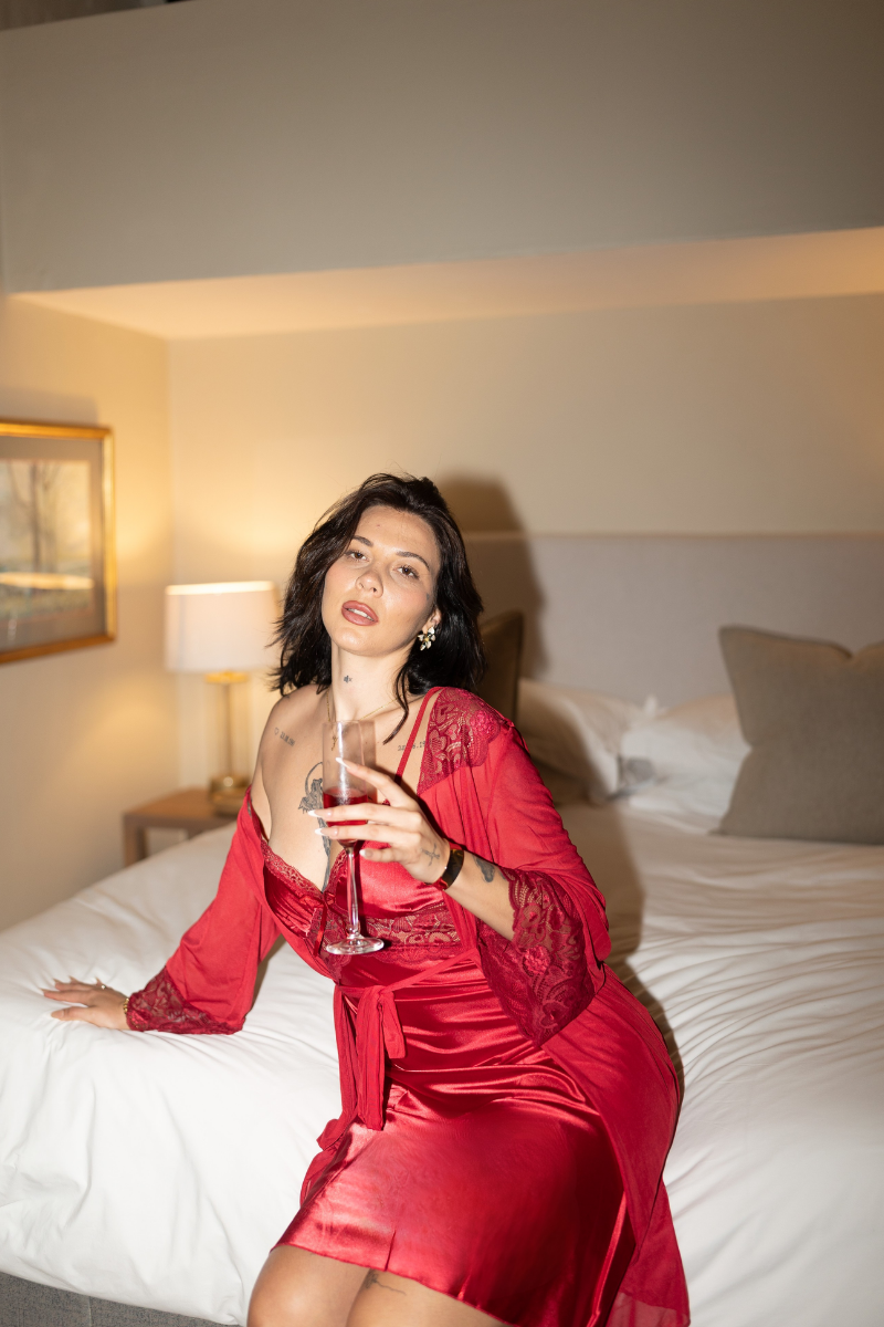 Lady in Rouge Set